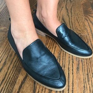 Susina Kellen almond toe loafer